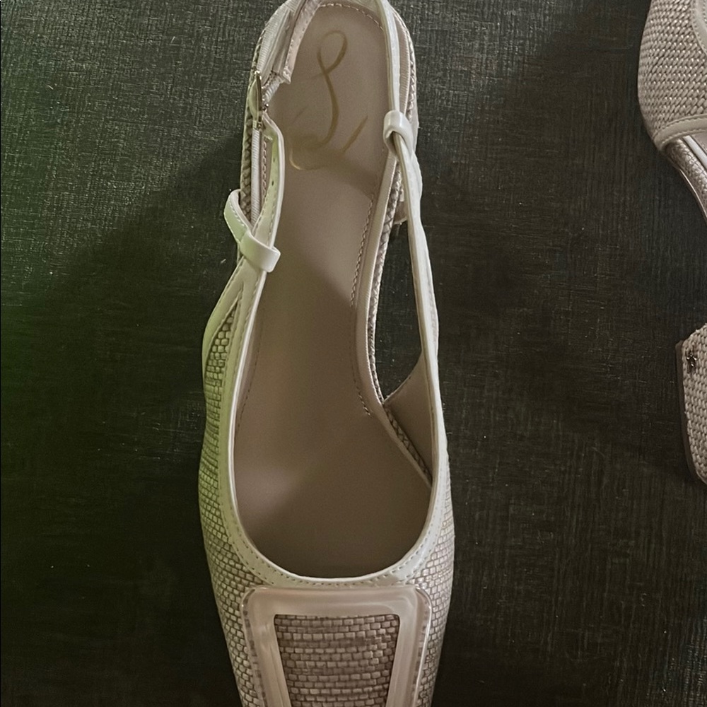 Sam Edelman White Flats Versatile Minimalist Design